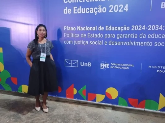 Professora cardosense representa o estado do Rio em conferência Nacional de Educação