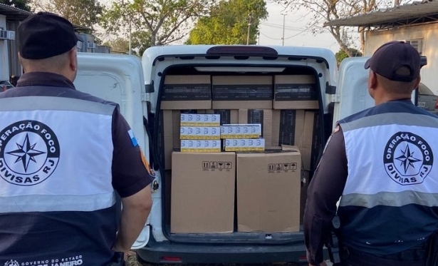 Operação Foco Divisas apreende 18 mil maços de cigarros em Campos dos Goytacazes