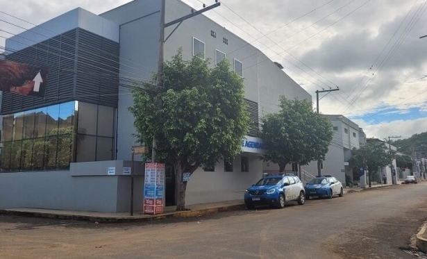 Homem é baleado enquanto pilotava moto em Retiro do Muriaé