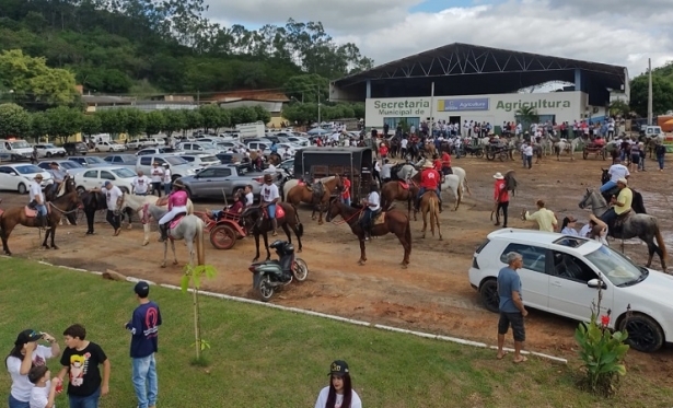 Itaperuna celebra Dia do Trabalhador com a XVII Cavalgada Caminho da Pedra Preta