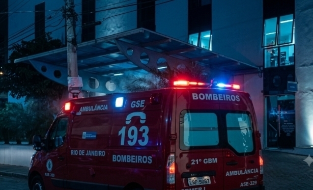 Jovem é baleado no bairro Cehab durante transmissão de partida de futebol em Itaperuna