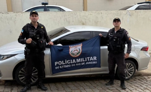 Polícia Militar apreende carro clonado com registro de roubo em Natividade
