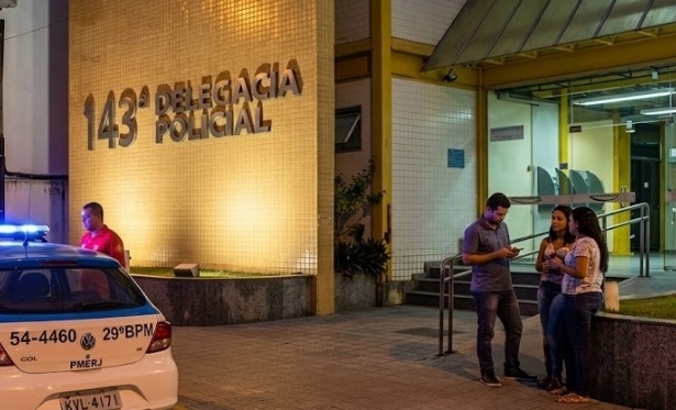 Mulher é detida após agredir funcionária de loja em Itaperuna