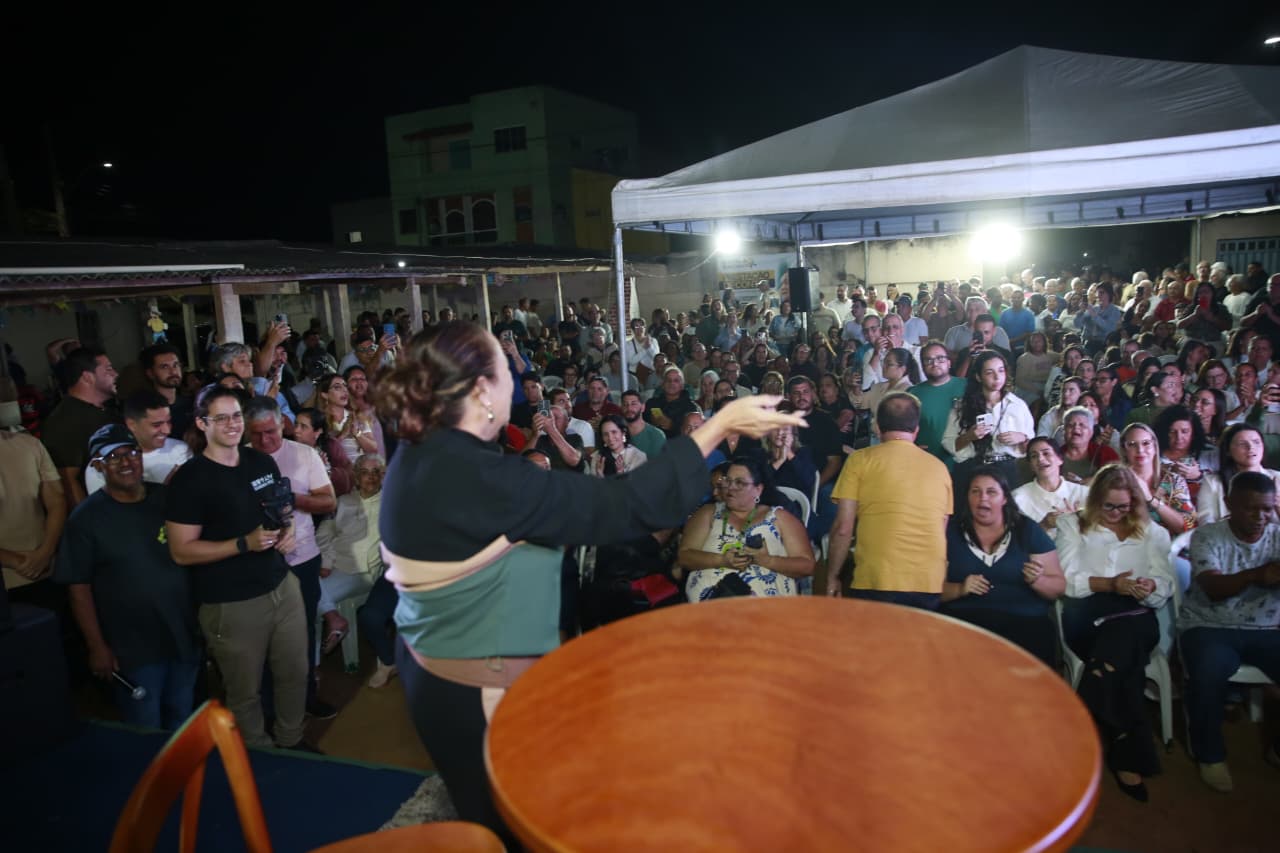 Carla Machado inaugura sede do PSD em São João da Barra e anuncia lançamento de candidatura